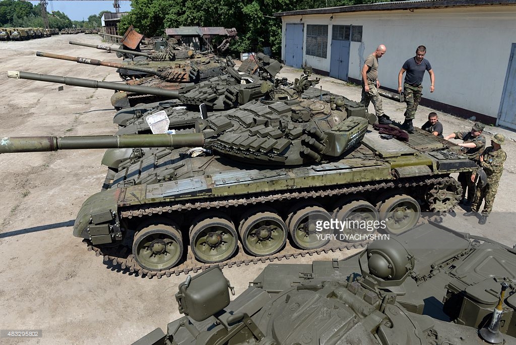16 chiếc xe tăng “bốc hơi” khỏi kho vũ khí quân đội Ukraine ảnh 1