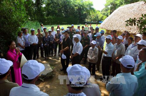 Những ngày tháng 5 về thăm quê Bác ảnh 2