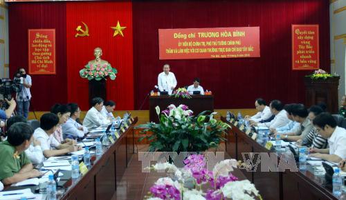 Phó Thủ tướng Trương Hòa Bình làm việc với Ban Chỉ đạo Tây Bắc ảnh 1