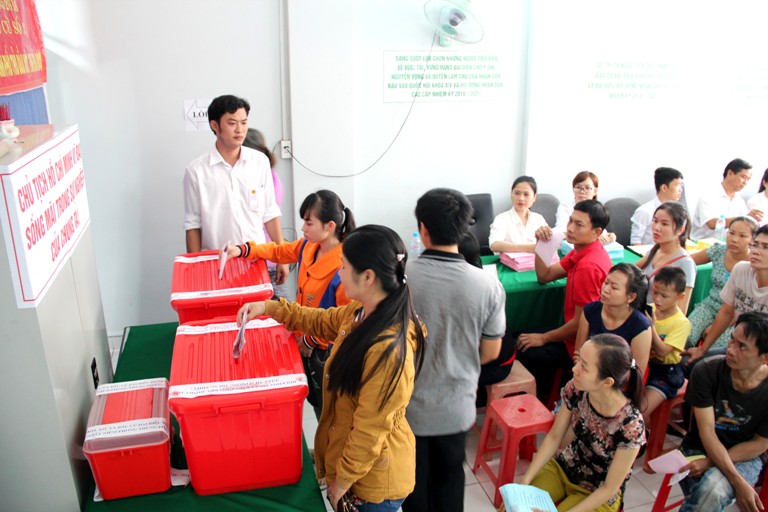 Công nhân với ngày hội lớn ảnh 2