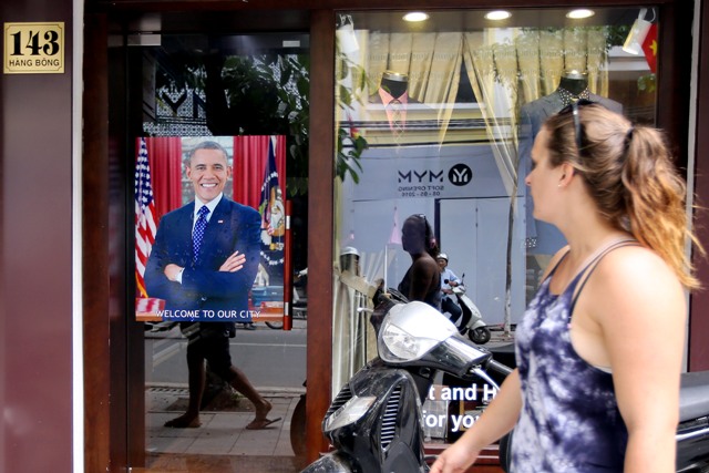 Hàng loạt mặt hàng "nóng" cùng chuyến thăm của ông Obama ảnh 6
