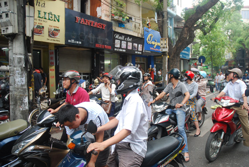 Bún chả Hương Liên “cháy hàng” vì Tổng thống Obama ảnh 4