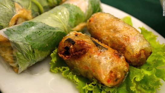 Hậu Tổng thống ăn bún chả, CNN gợi ý 10 món Việt nên thử ảnh 4