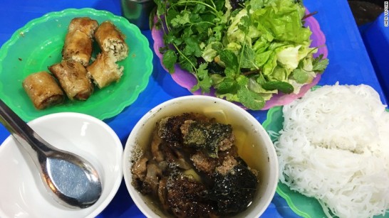 Hậu Tổng thống ăn bún chả, CNN gợi ý 10 món Việt nên thử ảnh 6