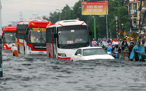 Vẫn phập phồng chống ngập ảnh 1