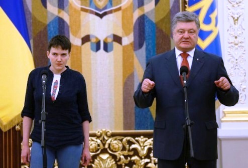 Nữ phi công Ukraine sẵn sàng làm Tổng thống ảnh 1