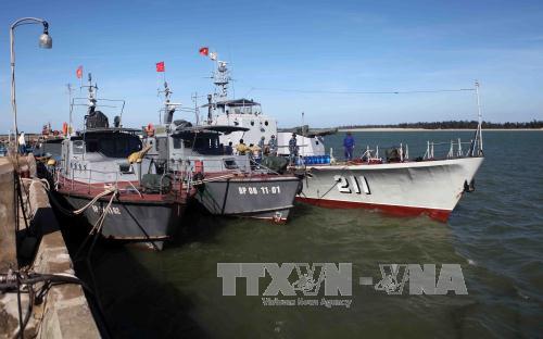 Đưa thiết bị dò tìm hộp đen ra khu vực Su-30 mất tích ảnh 2