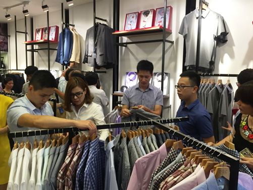 Dệt may “loay hoay” với thị trường nội địa ảnh 1