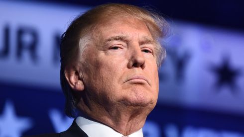 Ông Trump bị tố “hứa cuội” hàng triệu USD từ thiện ảnh 1