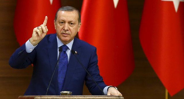 Tổng thống Erdogan cảnh báo về giá phải trả của quân đảo chính ảnh 1