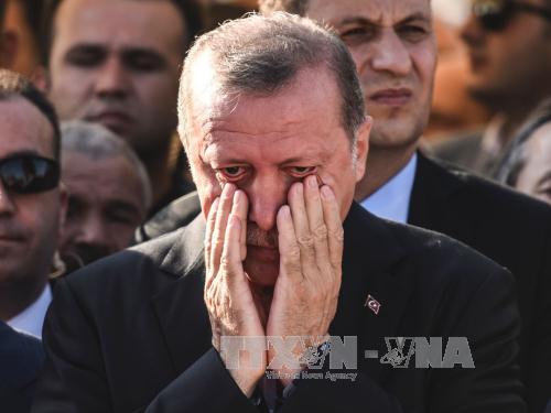 Đảo chính tại Thổ Nhĩ Kỳ: "Món quà từ Chúa hay từ Washington"? ảnh 1