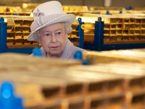 Sau Brexit, người Anh đặc biệt quan tâm đến vàng ảnh 1