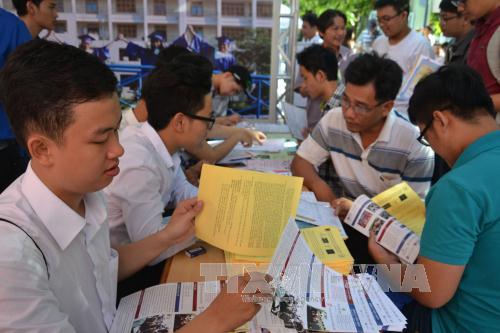 Miễn lệ phí xét tuyển cho thí sinh 4 tỉnh bị sự cố môi trường biển ảnh 1