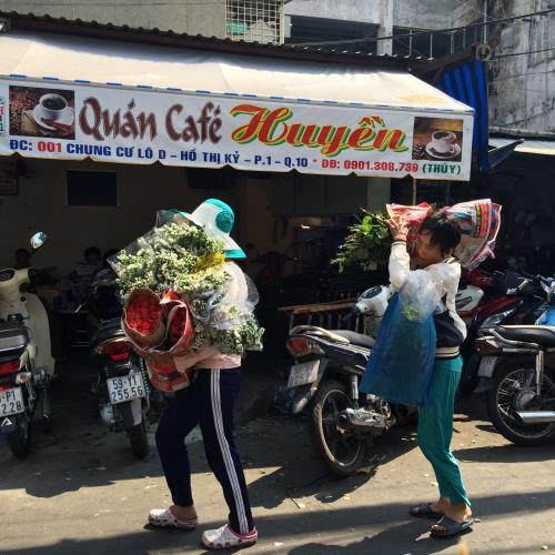 Sôi động thị trường Rằm tháng 7 ảnh 3