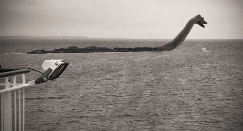 Quái vật hồ Loch Ness lội một giờ mấy cây? ảnh 1