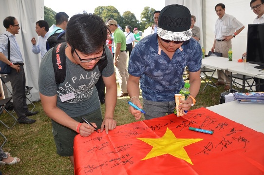 Thanh niên Việt Nam tại châu Âu sôi động cùng Festival LUMOS ảnh 3