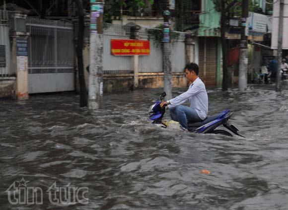 TP.HCM tập trung giải quyết vấn đề ngập nước ảnh 1