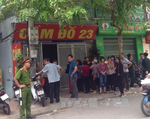 Bắt tạm giam nghi phạm vụ trọng án ở phường Dịch Vọng Hậu ảnh 1