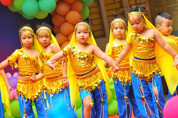 Hình ảnh ấn tượng trong ngày khai giảng năm học mới ảnh 18