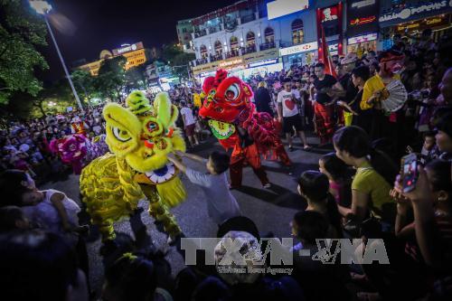 Không gian đi bộ khu vực hồ Hoàn Kiếm khẳng định tính hiệu quả ảnh 1