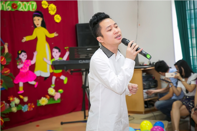 Tùng Dương mang niềm vui đến cho trẻ tự kỷ nhân dịp Trung thu ảnh 7