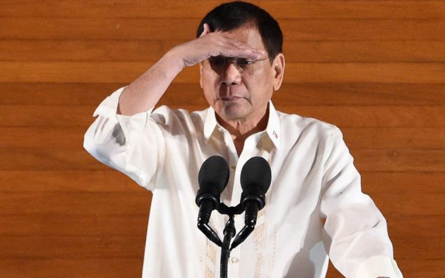 Ông Duterte sắp thăm Trung Quốc "ngửa bài" chuyện Biển Đông ảnh 1