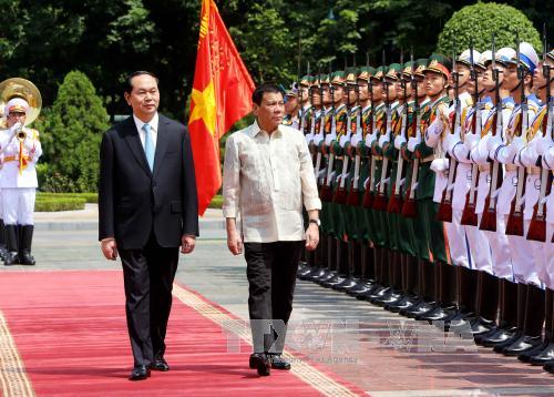 Chủ tịch nước Trần Đại Quang hội đàm với Tổng thống Philippines ảnh 1