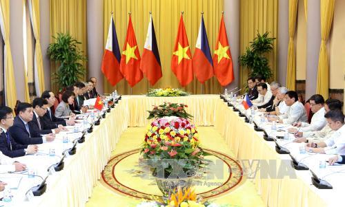Chủ tịch nước Trần Đại Quang hội đàm với Tổng thống Philippines ảnh 3