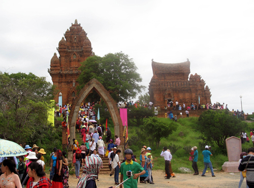 Sôi nổi lễ hội Katê của đồng bào Chăm ở Ninh Thuận ảnh 2