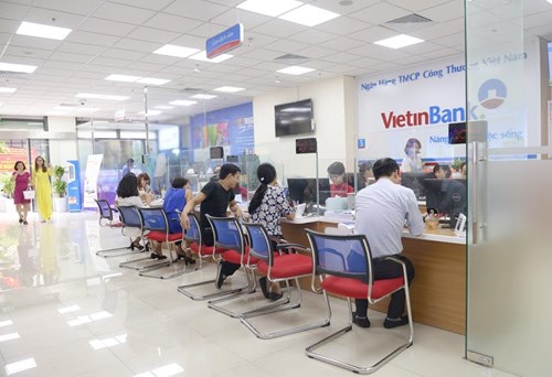 Ngân hàng mở rộng quy mô bán lẻ cạnh tranh thị phần ảnh 1