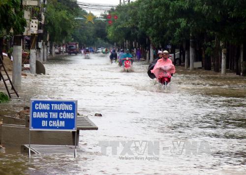 Mưa lũ tiếp tục gây hại cho Hà Tĩnh và Quảng Bình ảnh 2