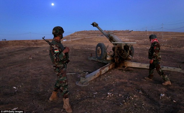 Các cánh quân Iraq rầm rập xuất trận giải phóng Mosul khỏi tay IS ảnh 4