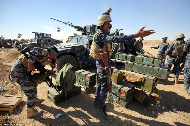Các cánh quân Iraq rầm rập xuất trận giải phóng Mosul khỏi tay IS ảnh 7