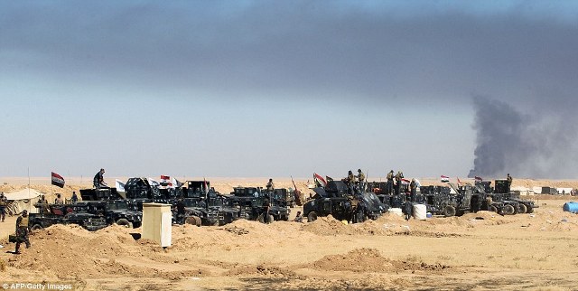 Các cánh quân Iraq rầm rập xuất trận giải phóng Mosul khỏi tay IS ảnh 13