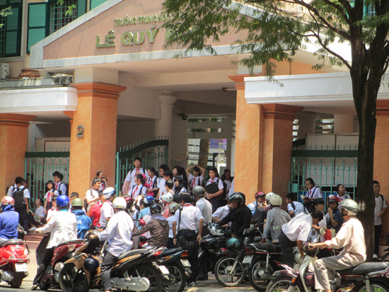 Chữa “bệnh thành tích” trong giáo dục ảnh 2