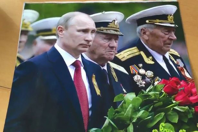 Ấn tượng với bộ lịch 2017 in hình ông Putin ảnh 11
