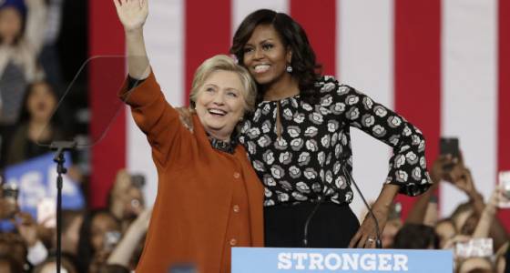 Đệ nhất phu nhân Michelle Obama khẳng định bà Hillary thực sự là bạn ảnh 1