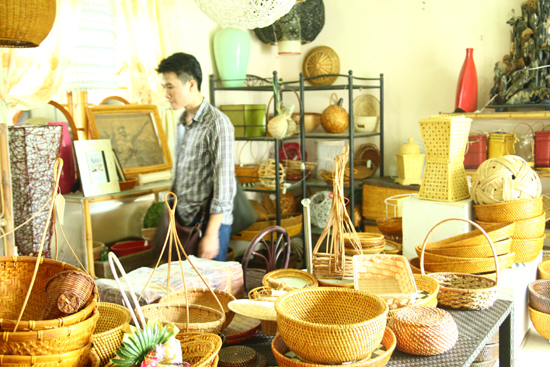 Hàng thủ công mỹ nghệ cho du lịch: Loay hoay tìm sản phẩm riêng ảnh 1