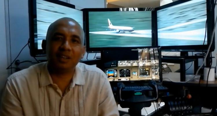 Giả thiết mới: MH370 bốc cháy, phi công cố lái ra biển vắng ảnh 1