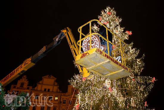 Biểu tượng Giáng sinh 2016 đã về với Praha ảnh 1