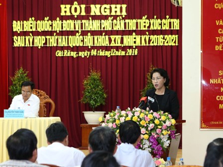 Chủ tịch Quốc hội tiếp xúc cử tri Cần Thơ ảnh 1