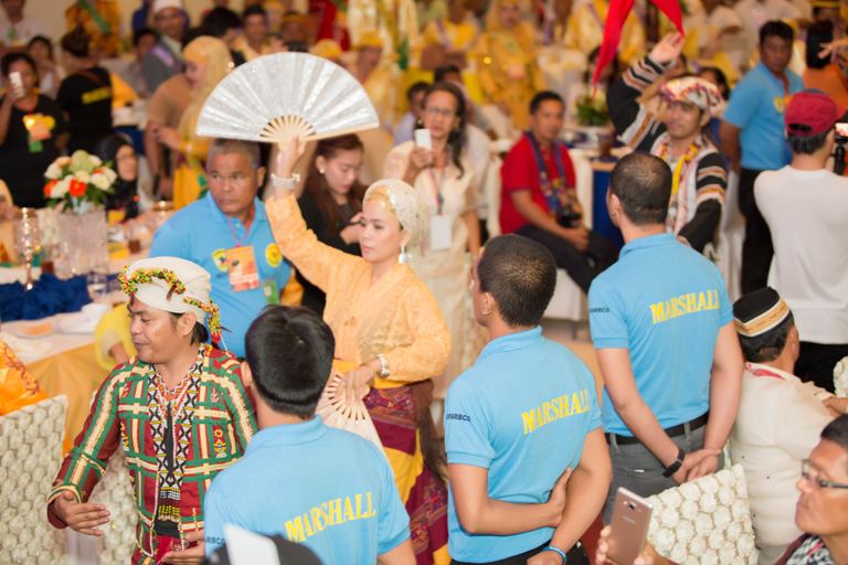 Lễ sắc phong công chúa châu Á bộ tộc Mindanao của Lý Nhã Kỳ ảnh 1