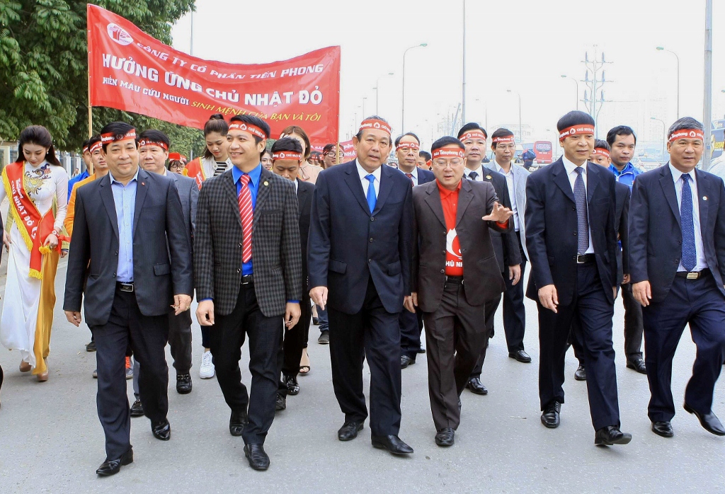 Ngày Chủ nhật Đỏ thắp sáng những tấm lòng thiện nguyện ảnh 1