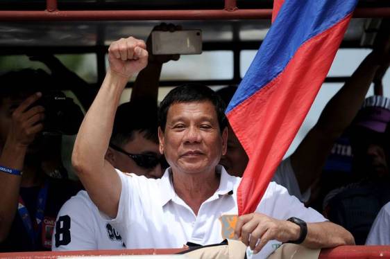 Tổng thống Duterte ra lệnh ‘sốc’ về các quan tham dính ma túy ảnh 1