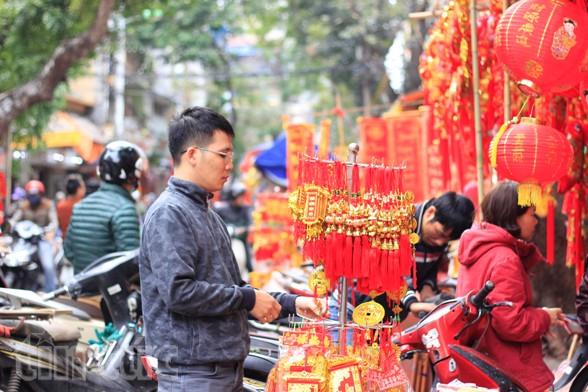  Người Hà Nội hối hả sắm Tết ảnh 6