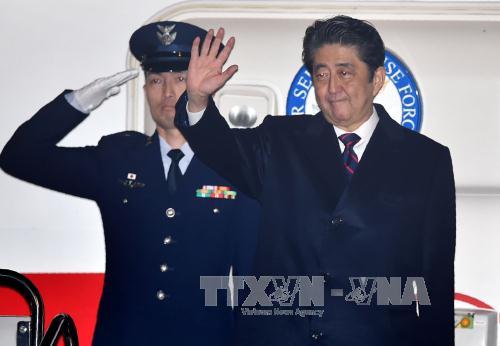 Thủ tướng Nhật Bản Shinzo Abe và Phu nhân bắt đầu thăm chính thức Việt Nam - baotintuc.vn