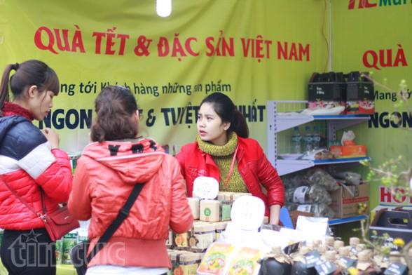 Đặc sản vùng miền đón Tết hút khách ảnh 1