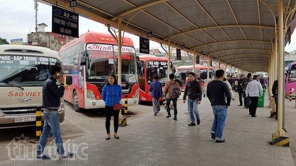 Cận Tết, các bến xe "căng thẳng' vì lượng hành khách tăng mạnh ảnh 2