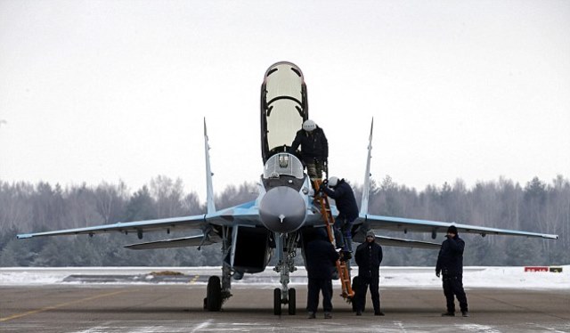 Nga ra mắt chiếc chiến đấu cơ 'át chủ bài' MiG-35 ảnh 2