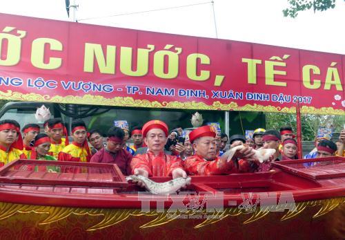 Lễ rước nước, tế cá tại hội đền Trần Nam Định 2017 ảnh 5